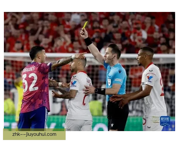帕雷德斯欧联杯主场点球双响助球队晋级展现冷静射术